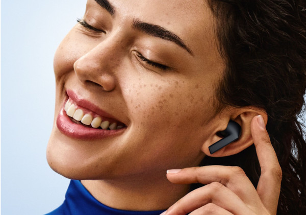 Galaxy Buds3 FE trazem áudio avançado e integração com AI