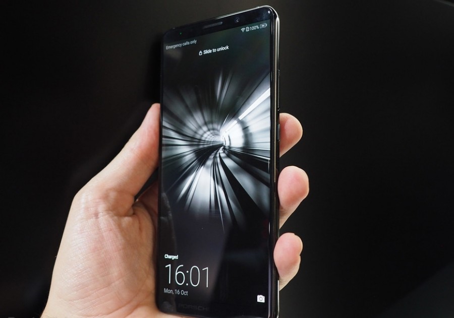 Estudo da Huawei indica que 59% dos Portugueses evitam locais mais turísticos devido às multidões